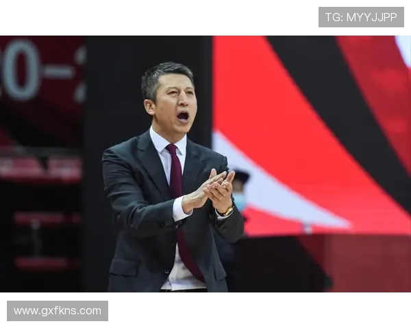 广州队纪录片揭示背后故事，展现重返辉煌之路的奋斗历程分析