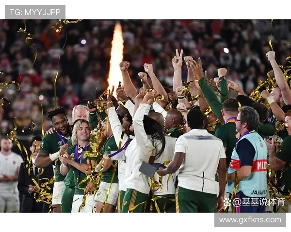 勒沃库森球迷狂热助威，主场氛围持续提升